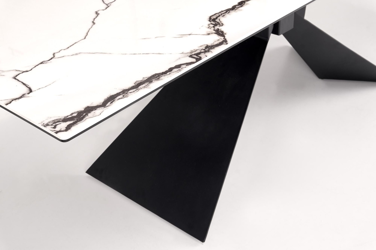 LUCIANO JEDILNA MIZA 180-230x90cm - MARMOR BELA / ČRNA - slika 13