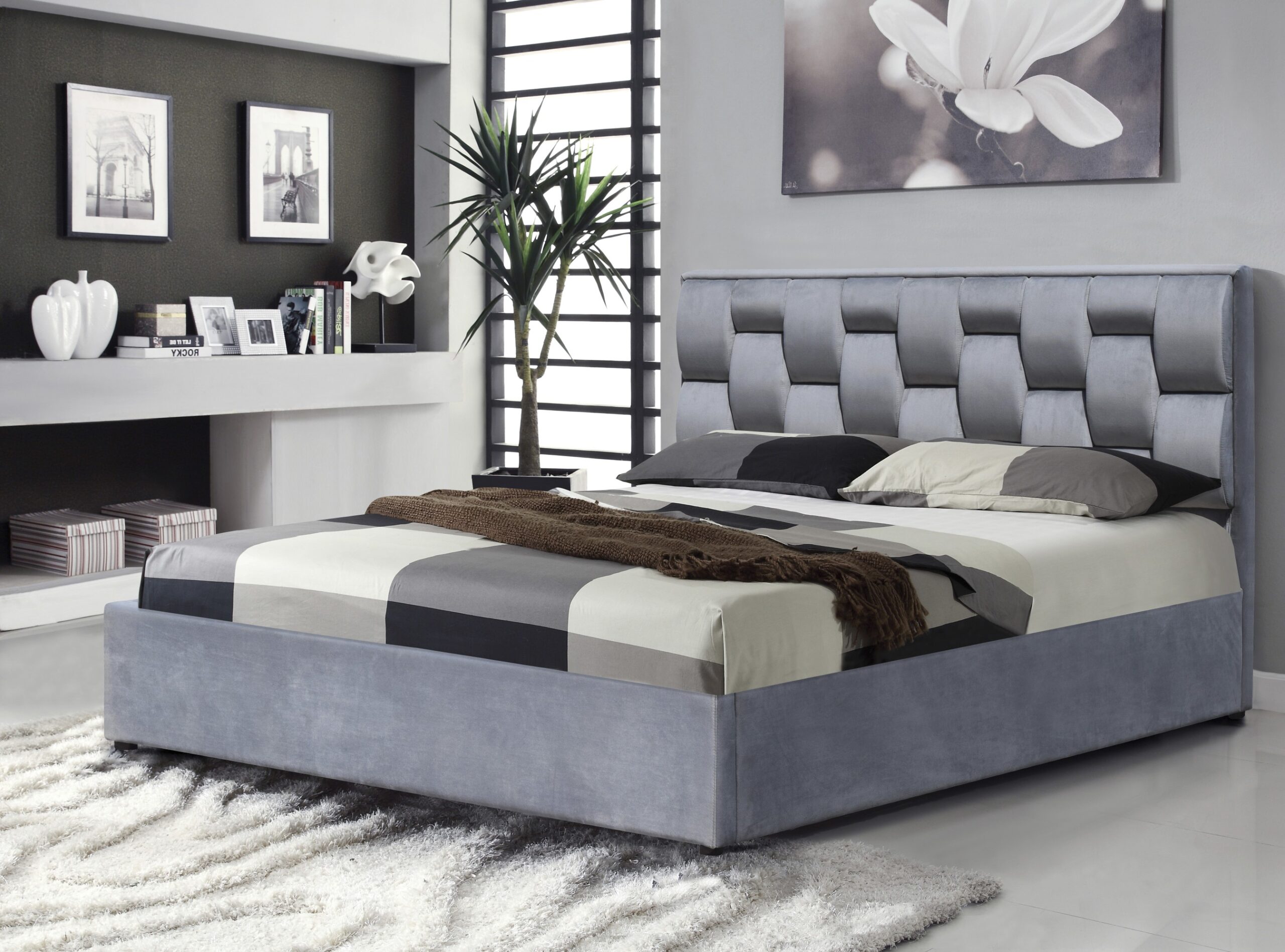 ANNABEL 160 bed with bedding container