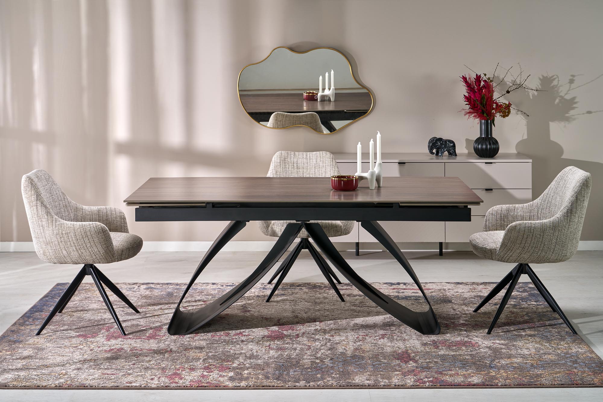 HILARIO extension table, walnut / black