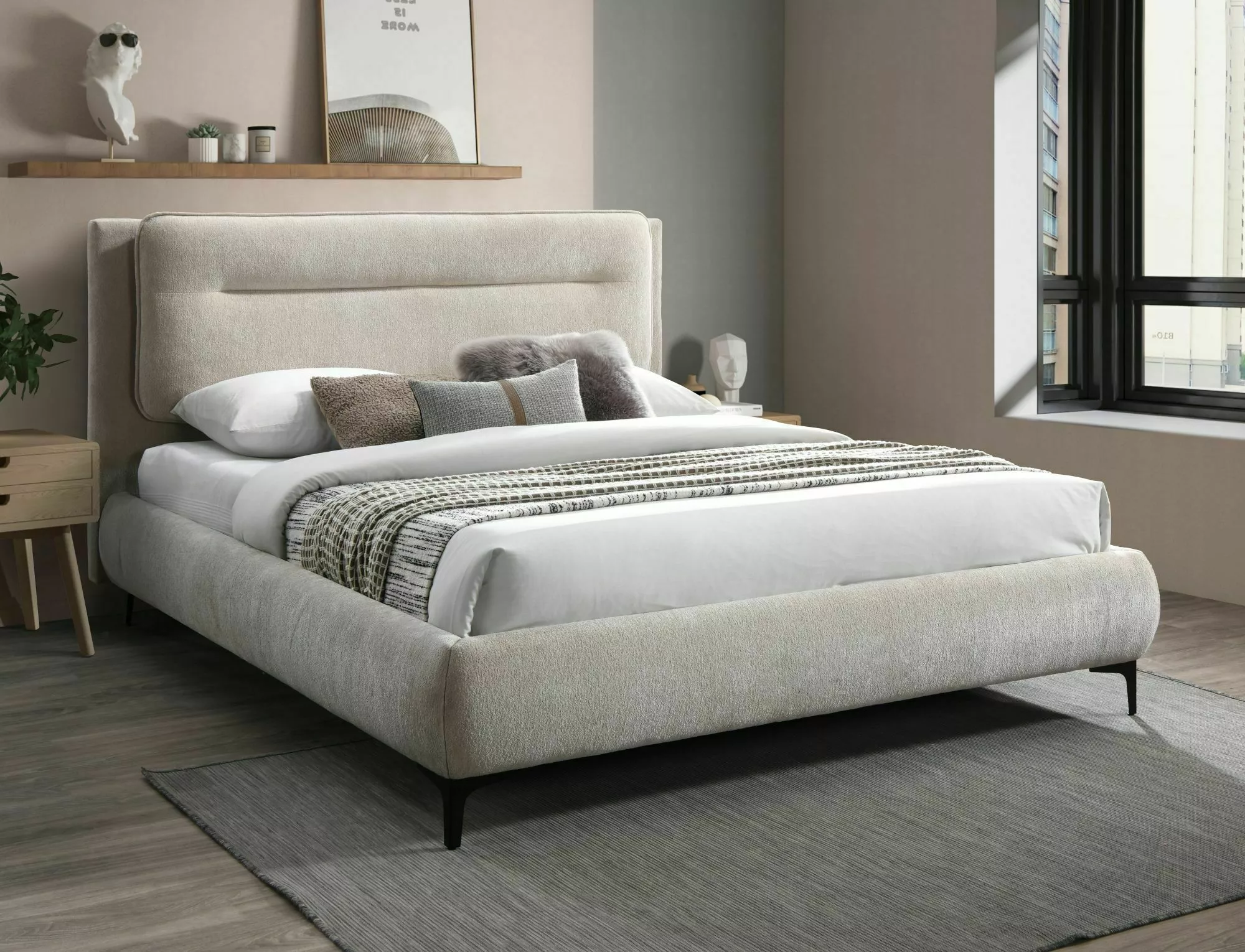 Bed Nikozja Raven