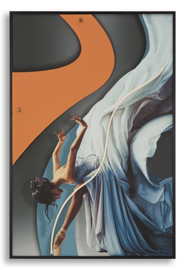 PRINTING ON CANVAS WITH LED DANCER CM 60X3,5X90 (3D ACRILIC APPLICATION)