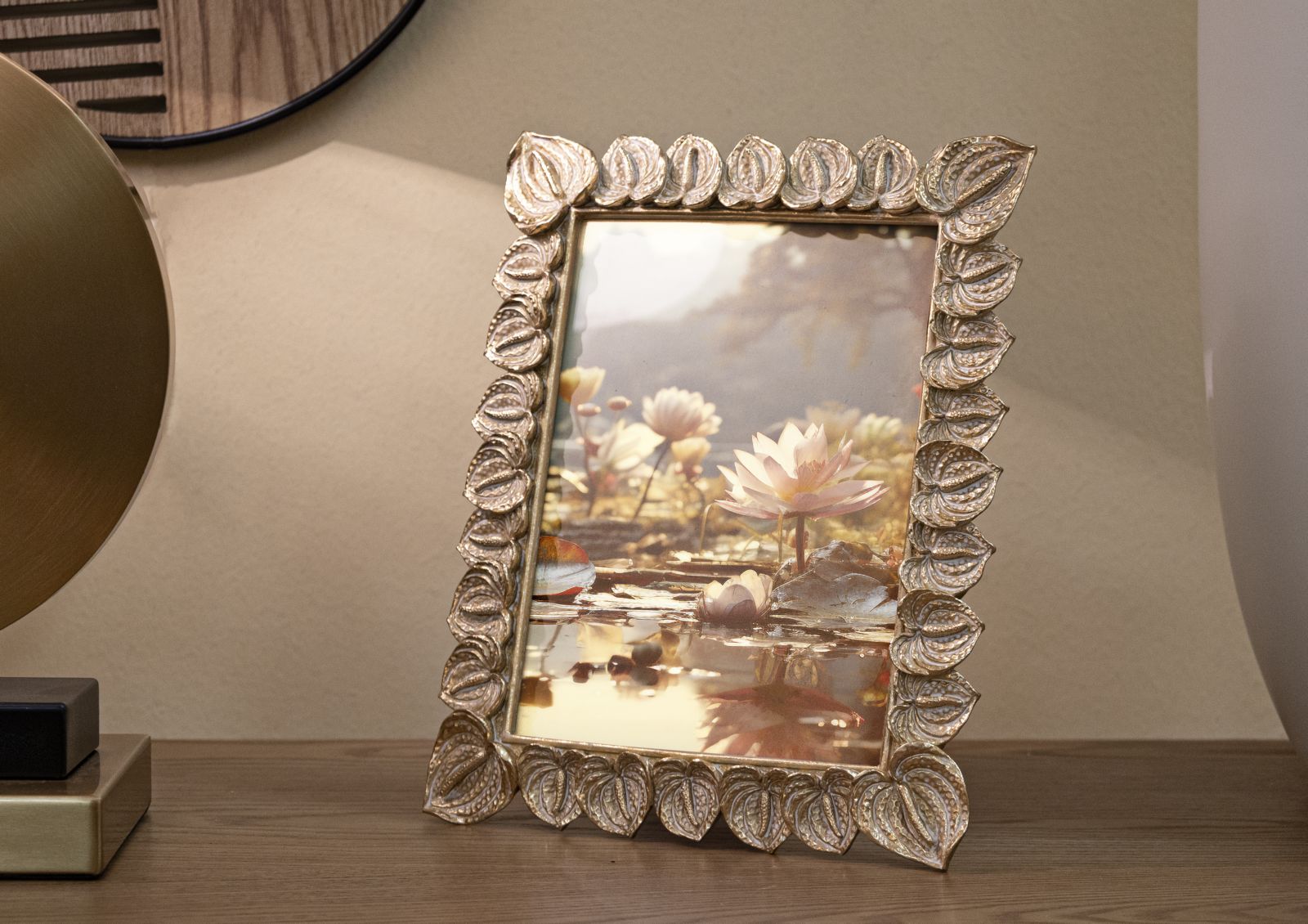 PHOTOFRAME ANTHURIUM CM 20,5X2X26 (INSIDE PHOTO SIZE CM 15X20) - slika 5