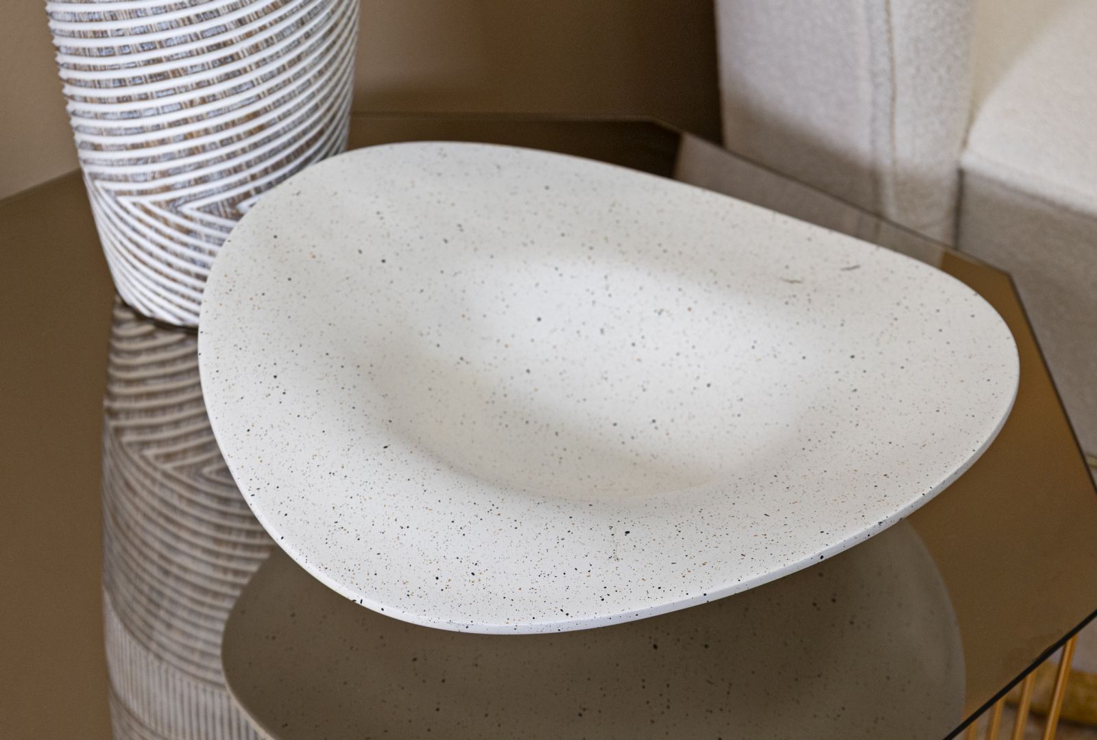 ELEGANT RESIN TRAY CM 41X41X12 - slika 8