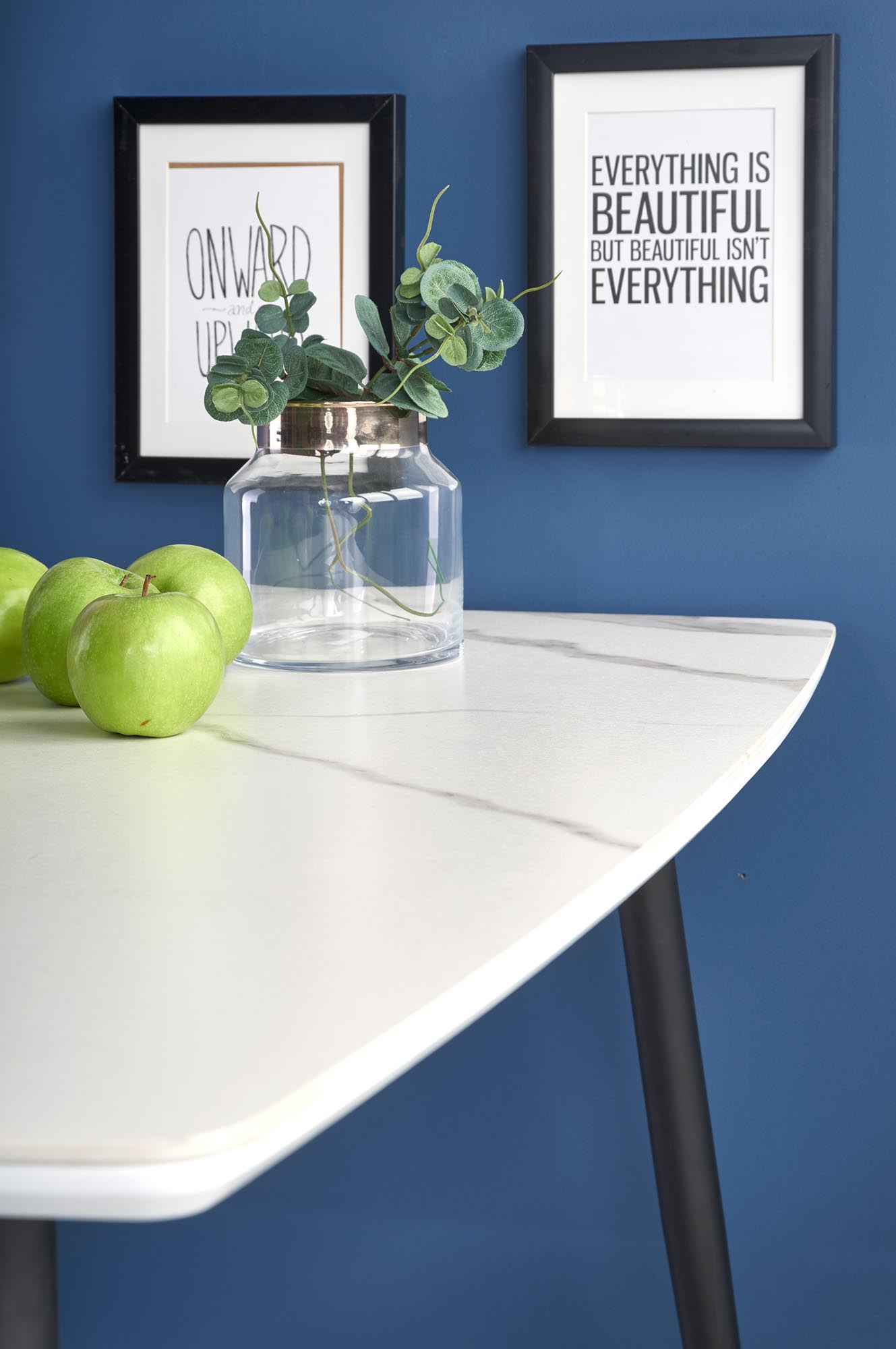 MARCO table, color: top - white marble, legs - black - slika 12