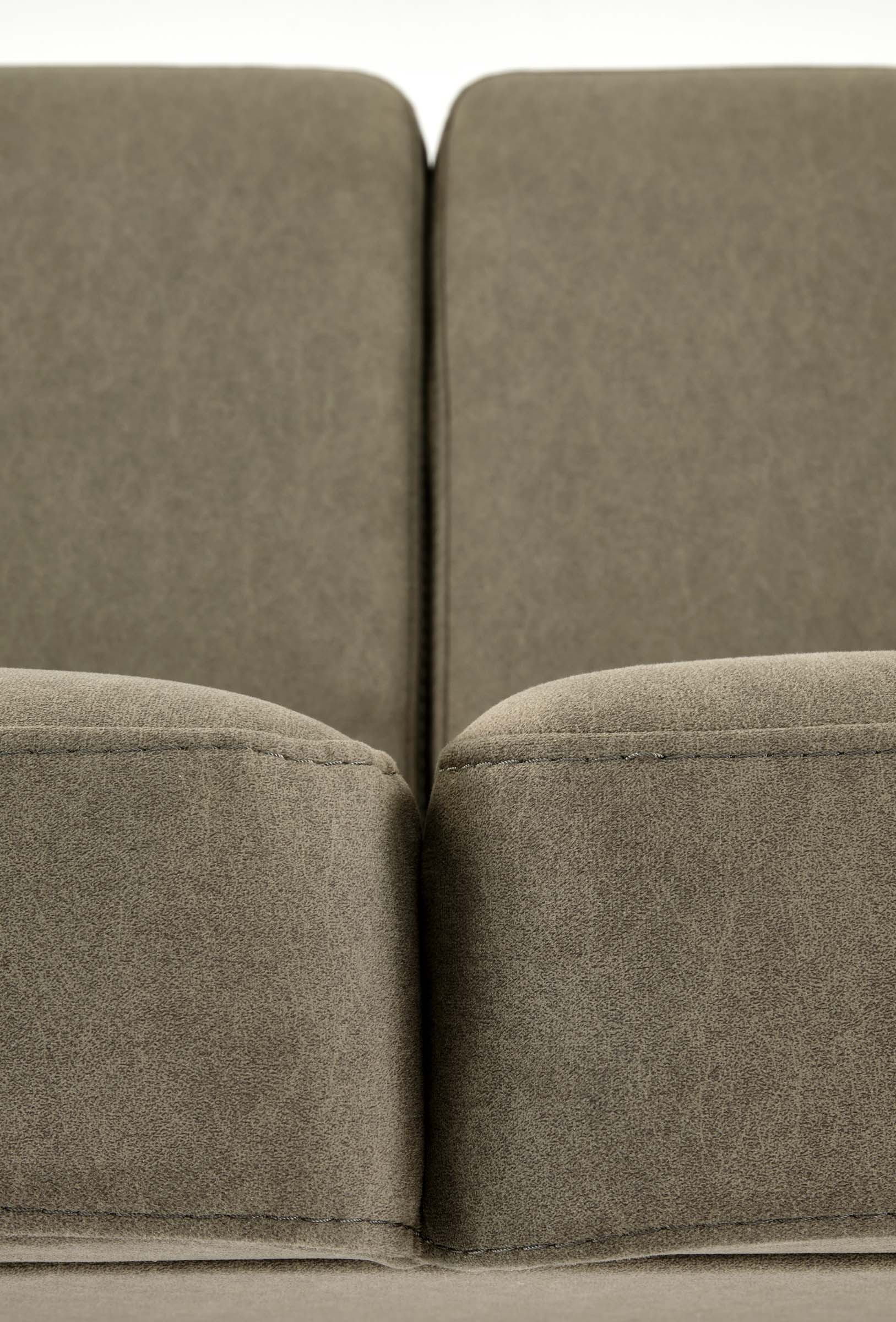 MILANO 2S sofa, olive CASTEL#39 / dark walnut - slika 5