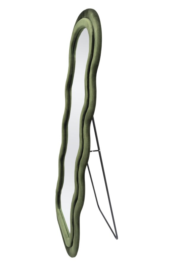 116084