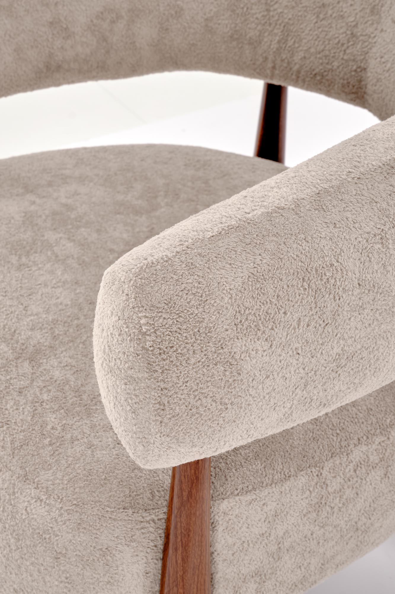 UDON leisure chair, cappuccino / walnut - slika 7